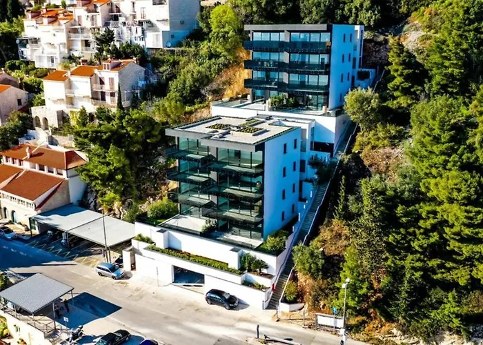 New&Luxury 5* With An Amazing View - Pure Apartment