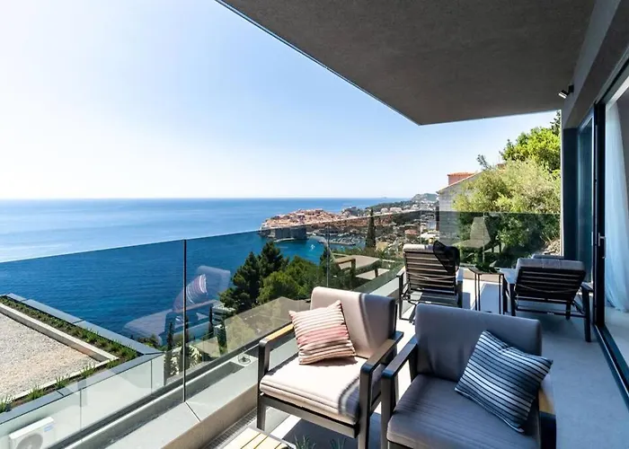 New&Luxury 5* With An Amazing View - Pure Apartment
