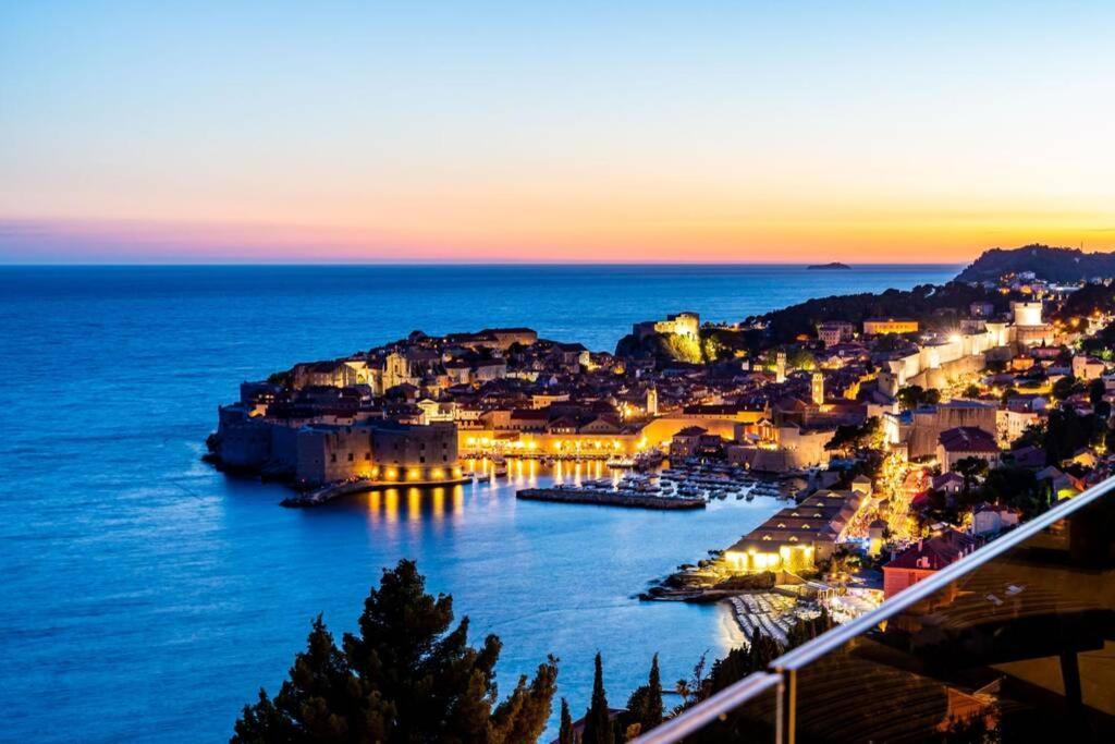 New&luxury 5* With An Amazing View - Pure *