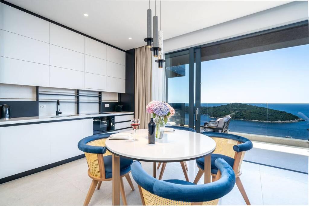 New&luxury 5* With An Amazing View - Pure *