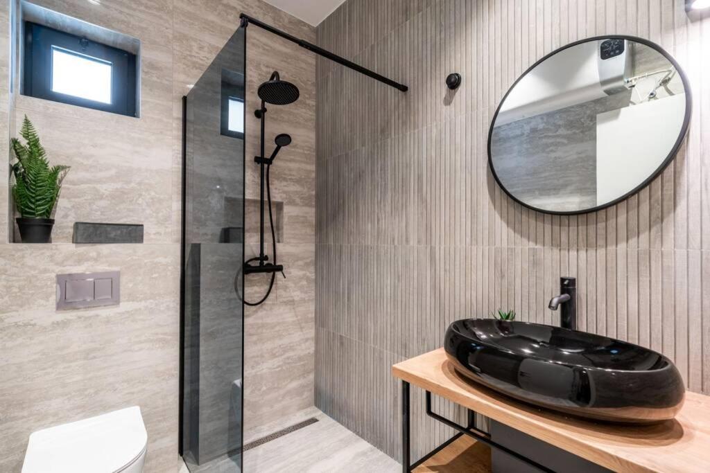 New&luxury 5* With An Amazing View - Pure