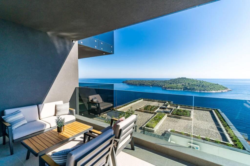 New&luxury 5* With An Amazing View - Pure *